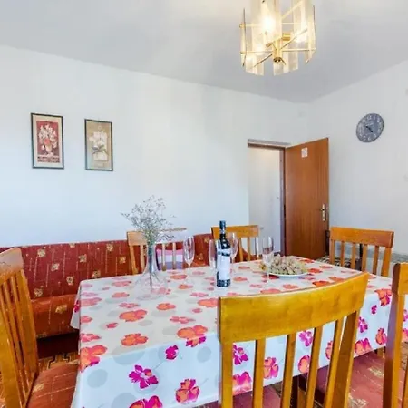 Apartment Matko Mirce